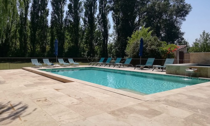 Villelaure Maison | Sur 7HA Cottage Confort+ full clim Piscine chauffée Spa Boulodrome sport Fitness