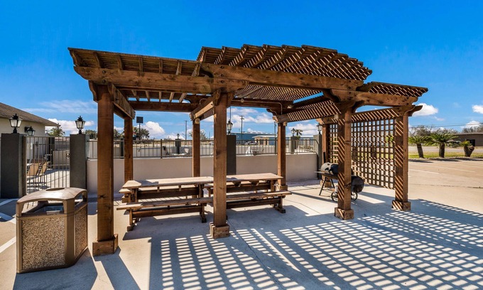 Alice Hôtel | SureStay Hotel by Best Western Alice