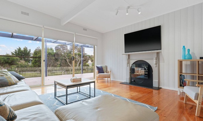 Surf Beach Maison | Surf Beach Retreat in Surf Beach