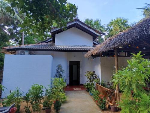 Pottuvil Division 2 Maison | Surf Dream Villa Arugambay