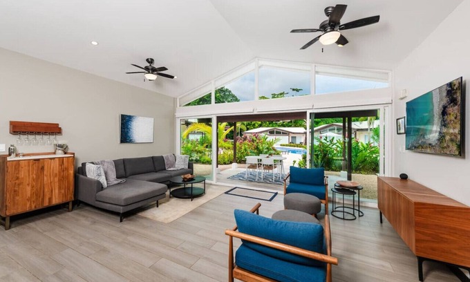 Tamarindo Maison | Surf Haven: Stylish Avellanas Beach Villa