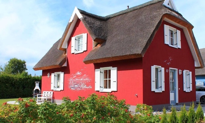 Glowe Maison | Surfeur Retraite moderne