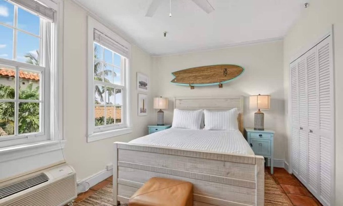 Palm Beach - West Palm Beach Copropriété | Surfs Up Palm Beach Steps To Beach Heated Pool