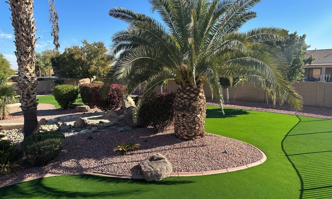 Copper Canyon Ranch Maison | Spacious 4-bedroom house in charming Surprise with resort style backyard.