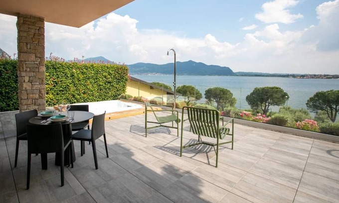 Sarnico Appartement | Surre Resort. .