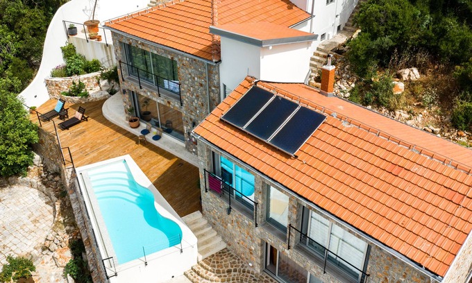 Klinci Villa | Surround yourself by stunning beauty & experience an extraordinary holiday