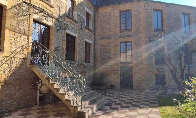 Sedan Maison | Le temps suspendu