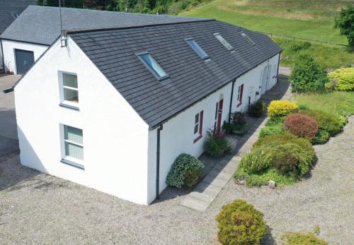 West Laroch Maison | Swallow Cottage