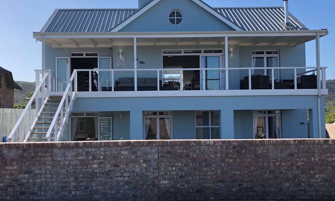 Sedgefield Maison | Swans Nest Home in Sedgefield Myoli Beach is pet friendly and near to the beach