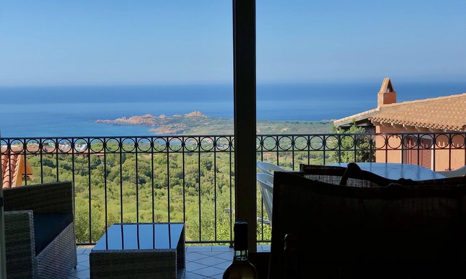 Paduledda Maison | RED ISLAND (OT) Sweet Home