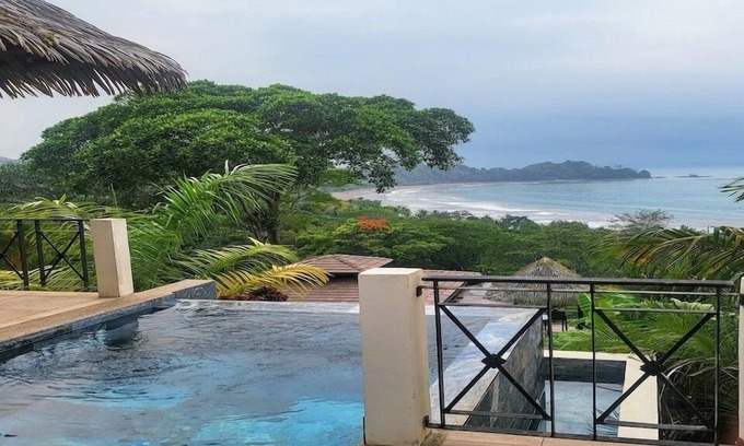 Dominical Maison | Sweeping ocean views, private infinity edge pool, & short walk to beach