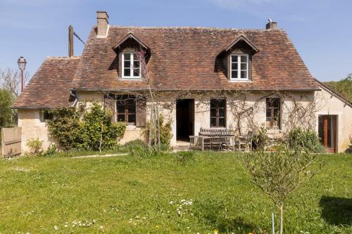 Bethonvilliers Maison | Sweet cottage 1 hr 40 min from Paris