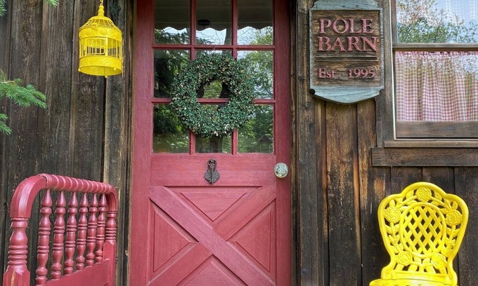 Beavercreek Maison | Sweet cottage with lots of privacy that's perfect for a romantic getaway.