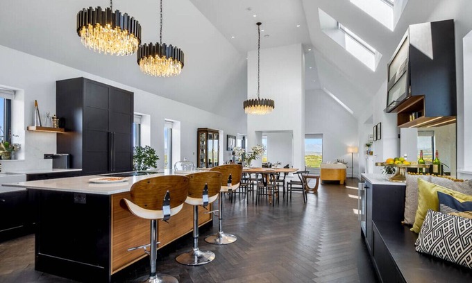 Ballyconneely Chalet De Ski | Sweet Garden - A memorable stay