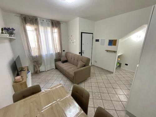 Trivolzio Appartement | Sweet home Aurora