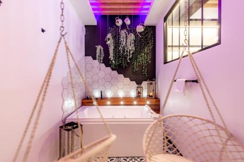 Griffon - Royale Appartement | SWEET LEONE II -appartement avec spa privé-Lyon Place Terreaux