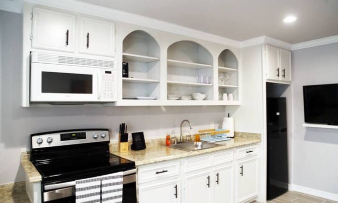 Humble Maison | Sweet Little House B near IAH airport