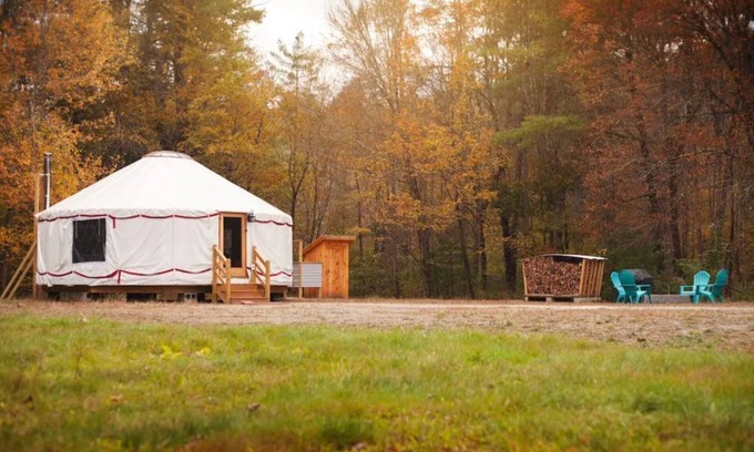 Mason Cabine | Sweet Retreat and Yurt Farm