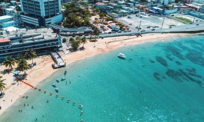 Aguadilla Pueblo Appartement | Sweet Sunset II- Rompeolas Beach