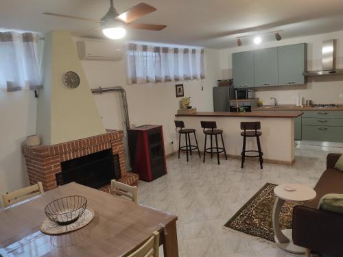 Varcaturo Appartement | Sweethome Appartamento in Villa privata