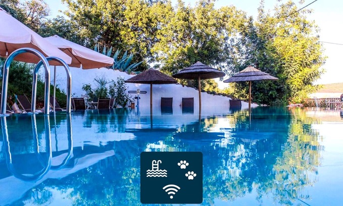 Loule Appartement | Appartement dans une ferme rurale près de Salir, par iZiBookings