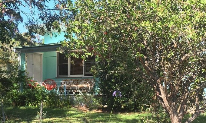 Cudmirrah Maison | Sylvias @ cudmirrah 1950's Beach House