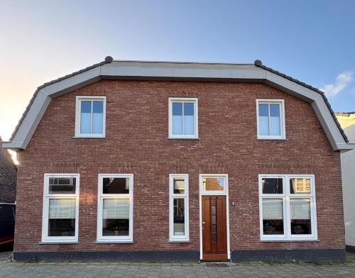 Noordwijk Maison | 't Voorhuys Noordwijk aan Zee- tuin en gratis parkeren