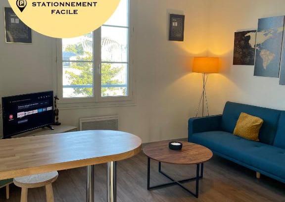 Bourges Appartement | T2 4 pers face gare SNCF Appart Hotel le Cygne 3