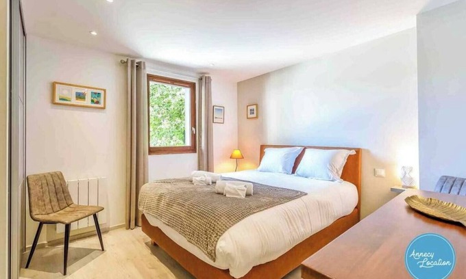 Menthon-Saint-Bernard Appartement | Appartement T2 - Résidence Rive Gauche