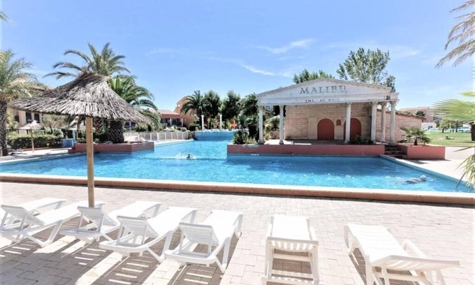 Les Hauts de Canet Appartement | Appartement T2 avec parking et piscine dans la résidence à 5min de la plage