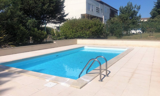 La Rochelle Appartement | Appartement T2 avec vue sur la piscine