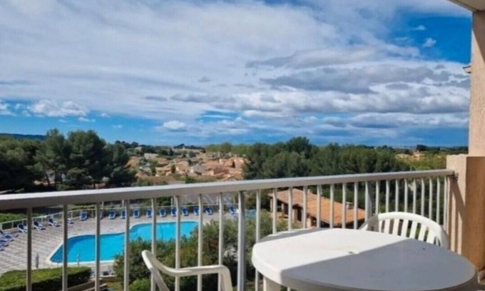 Balaruc-les-Bains Appartement | T2 meublé résidence avec piscine - Les Hauts de Balaruc