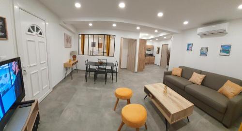 Viggianello Appartement | T2 Propriano vue mer, neuf, climatisé et classé 3 étoiles