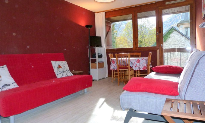 Bagneres-de-Luchon Appartement | T2 expo sud, parking, cave, balcon, vue montagne