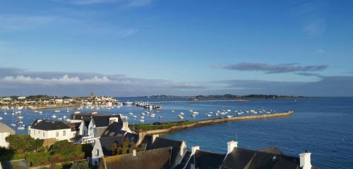 Roscoff Appartement | T2, vue mer panoramique, 2 min à pied de la plage