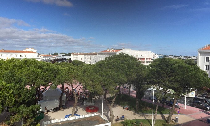 Royan Appartement | Appartement T3 en plein centre de Royan et à 100m des plages et du marché