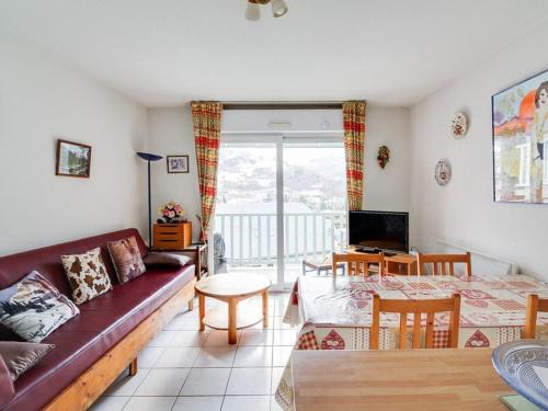 Esquieze-Sere Appartement | T3 Duplex 43m², 2 chambres, balcon, animaux admis, calme, proches commodités, 3 stations ski - FR-1-402-29