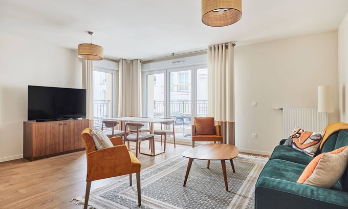 Levallois-Perret Copropriété | T3 familial 6 pers. | Train pour Paris à 5 min