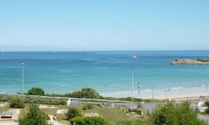 Trevou-Treguignec Appartement | T3 triplex, 2 chambres indépendantes, jardin et vue mer panoramique