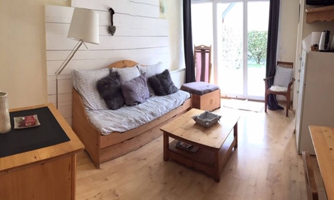 Bagneres-de-Luchon Appartement | T3 avec jardin piscine l'été