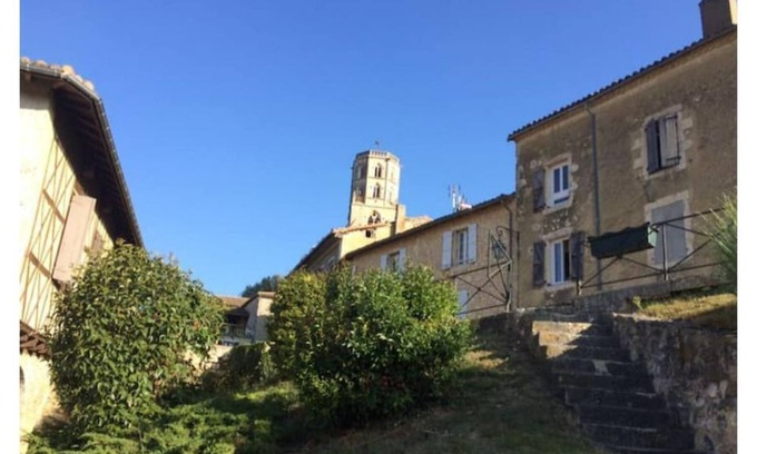Lussan Maison | T4 house in the heart of a Gers village