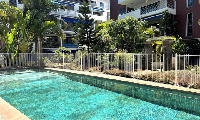 Saint-Denis Appartement | T5 Standing classé 3 *, piscine à St-Denis