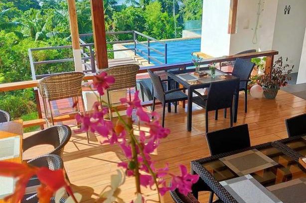 Ferrol Maison | Tablas Seaview Homestay