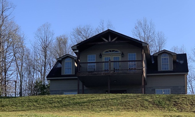 Eagan Maison | Tackett Creek Retreat A
