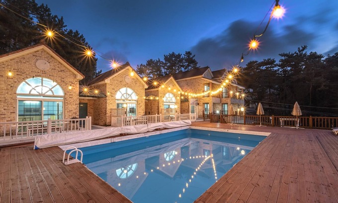 Maeap-kol Maison | Taean Atirans Beach Pension