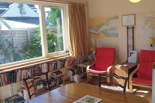 Ullapool Appartement | Taigh Sona easy access apartment with double bed