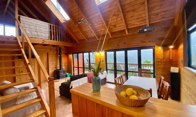 Tairua Maison | Tairua Treetops - cosy home with stunning views and hot tub
