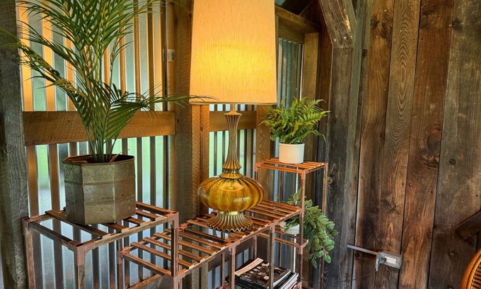 Hector Cabine | Take it easy at this unique and tranquil getaway
