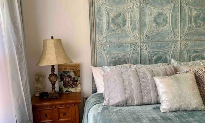 Heart of Lubbock Maison | Take me to Italy! an oasis of luxury in central Lubbock