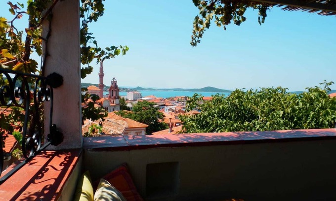 Ayvalik City Center Maison | Taksiyarhis Pension